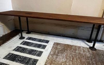 Bench/plant stand