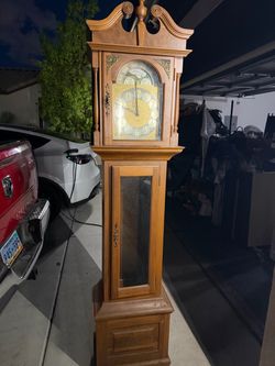 longcase clock