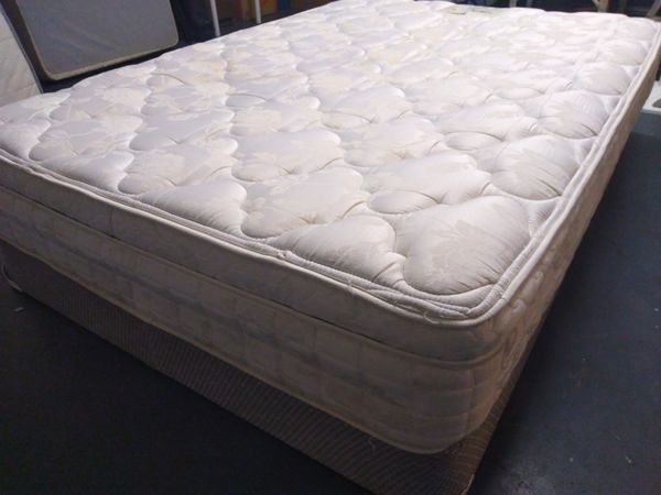 Full mattress 11" Englander pillowtop and box spring. Free ...