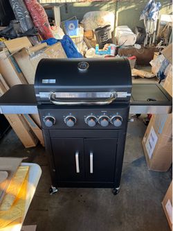 New outdoor 4 Burner Gas Grill with side burner