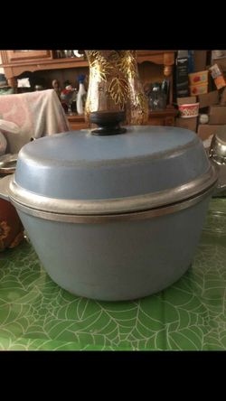Light blue pot
