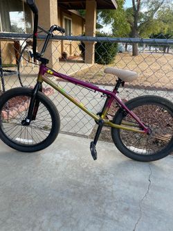 2022 GT Performer Mercado 20.5” BMX — Purple/Yellow