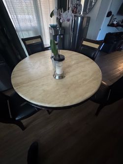 Free table