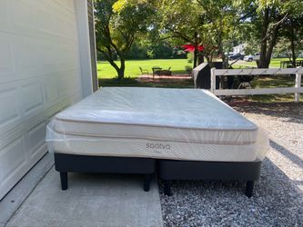 Saatva Classic King Mattress