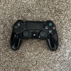 PS4 Controller 
