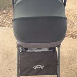 Graco Car seat With Stroller And Two Bases 