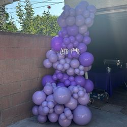 Balloon garlands