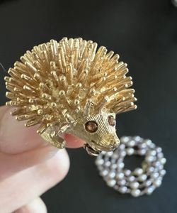 Unusual Hedgehog/Porcupine Brooch and Pearl Necklace