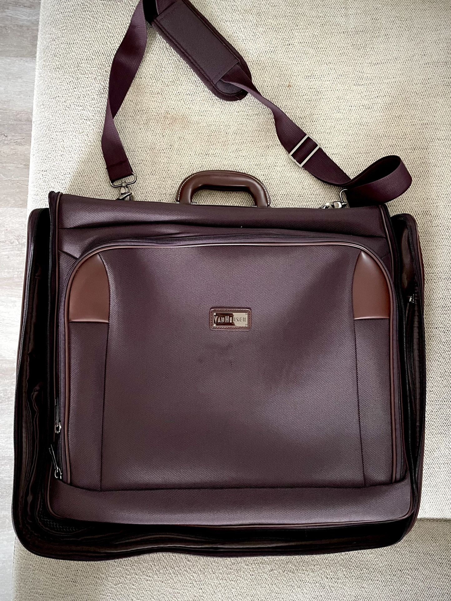 Suit Carrying Travel Luggage