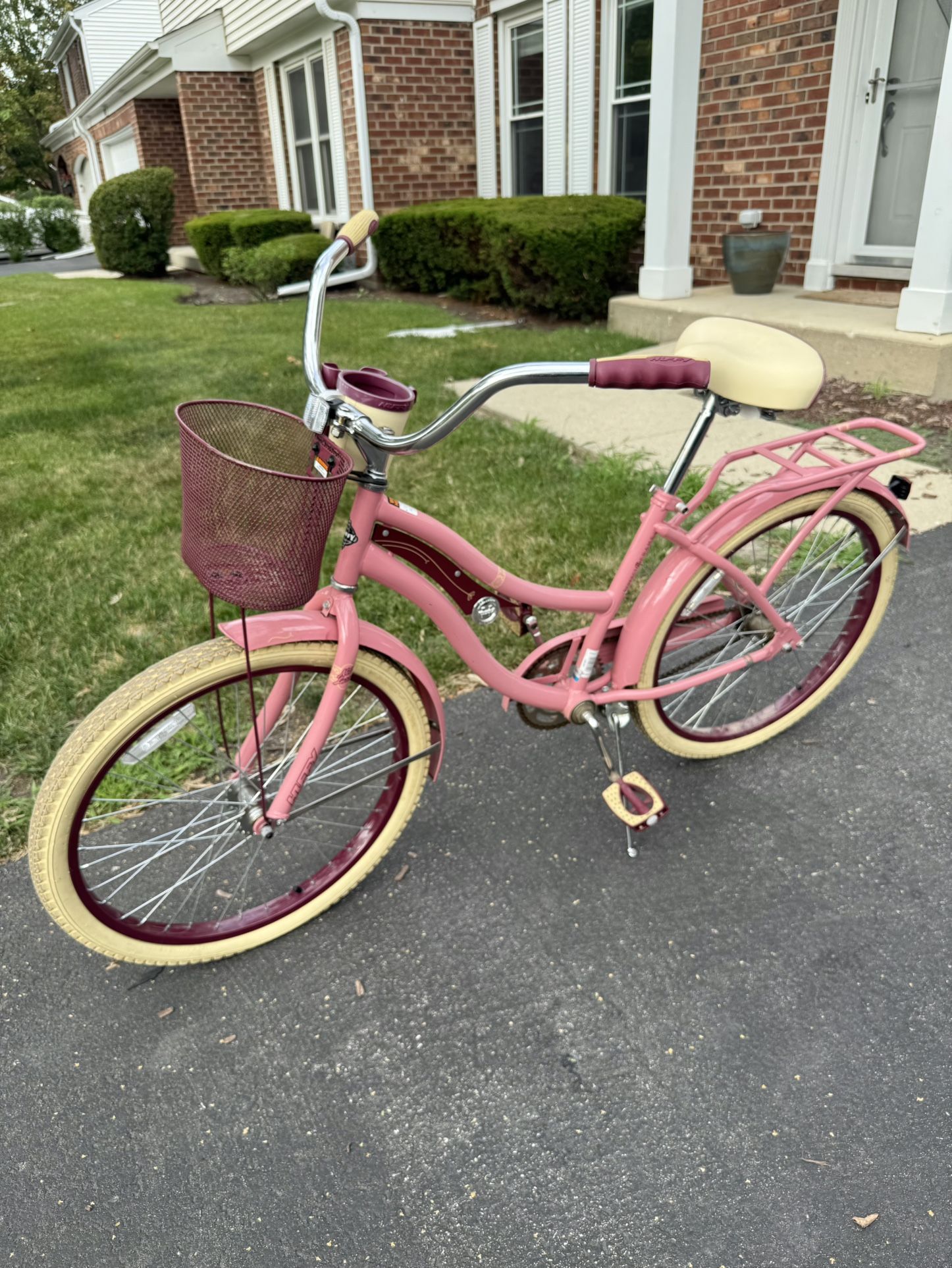 Huffy 24" Nel Lusso Girls' Cruiser Bike, Pink Blush Powder