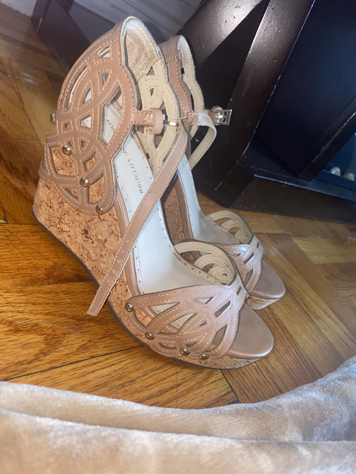 Adrienne Vittadini Wedges Size 6.5