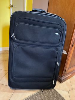 Large Black Samsonite Luggage