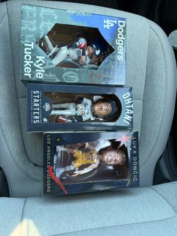 Bobble heads