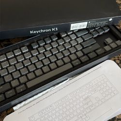 Keychron K1 Wireless Mechanical Keyboard (87 Key, Red Switch) – Like New