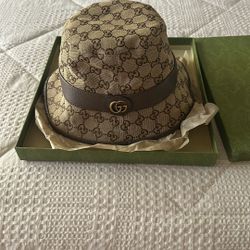 Gucci Bucket Hat 