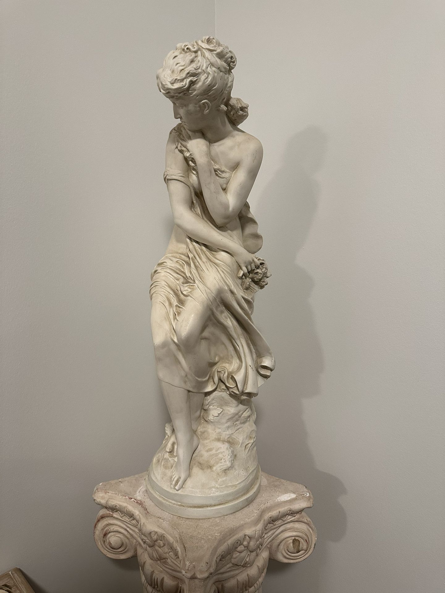 Beautiful Vintage Statue