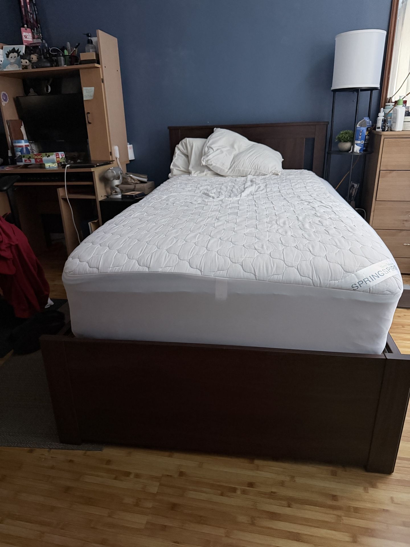 Two Twin beds