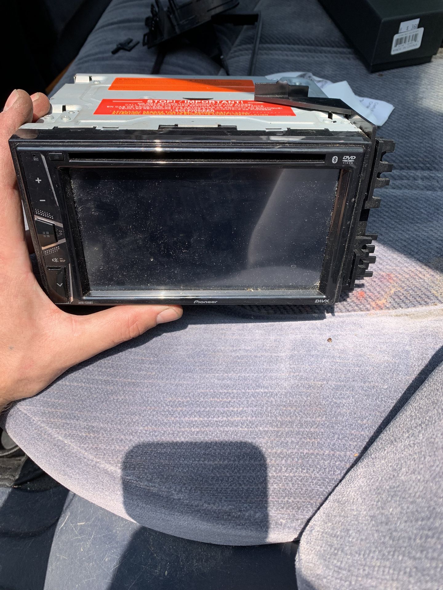Pioneer AVH-120BT Touchscreen Double DIN Head Unit