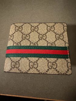Gucci Bi fold wallet