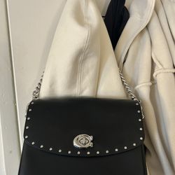 Coach Cassie Crossbody 19