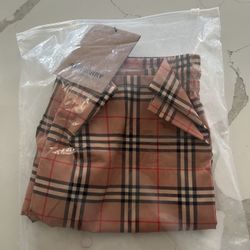 Burberry Shorts L & M