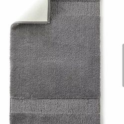 Martha Stewart Spa Rug 19.3x32 Anti Skid Extra Soft Bath Rug Grey