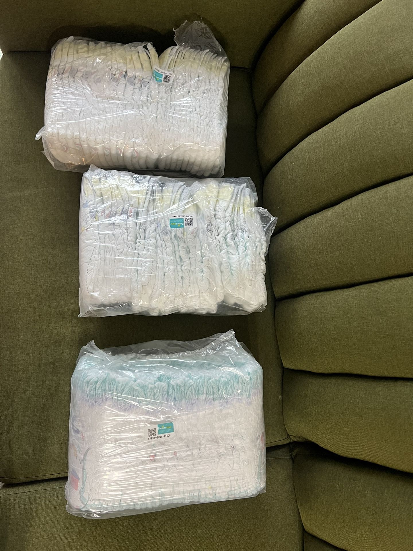 10$ Diapers Pampers size 7