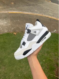 Jordan 4 Retro Military Black