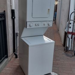 24 Wede Stackable Washer Gas Dryer 
