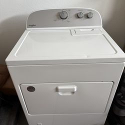 Whirlpool Gas dryer 120 Volt (Like new)