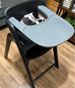 Momcozy highchair chair
