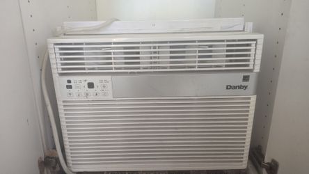 DANBY AIR CONDITONER