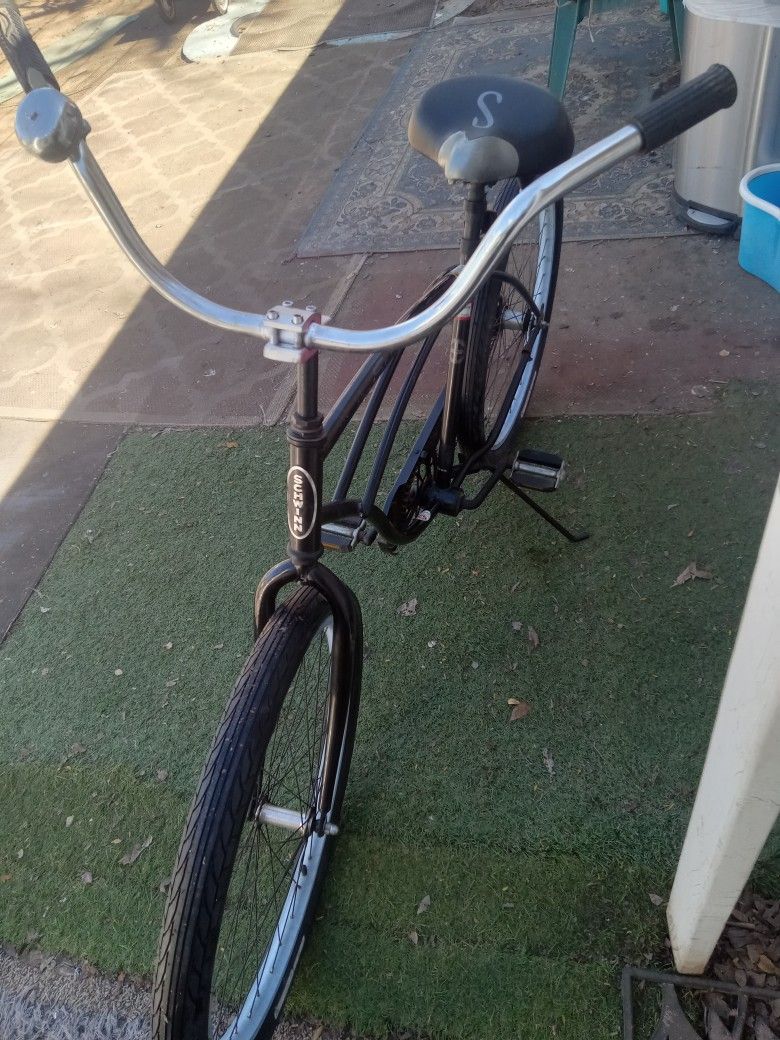 Large Bike Schwinn COLRADO 26INCH FAT TIRES SINGL NEW TIRES AND TUBES WORK PERFECT EVERYTHING IS GOOD COMFORTAL SEAT