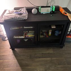 Entertainment Center/Cabinet