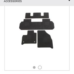 Chevy Traverse First- and Second-Row Carpeted Floor Mat Package in Jet Black