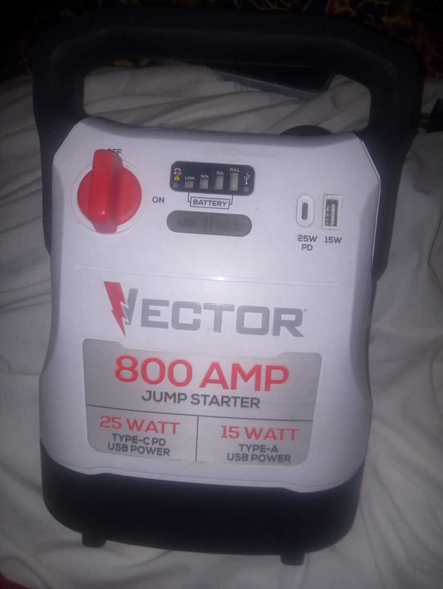 Vector 800 Amp Jump Box