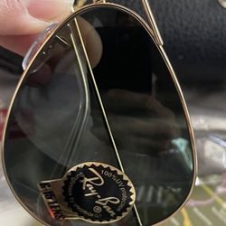 RAY-BAN SUNGLASSES CLASSIC AVIATORS