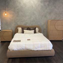 NEW⭐️ Modern Castlery Style Bed Frame Curved Headboard Vintage Storage Drawer Bed