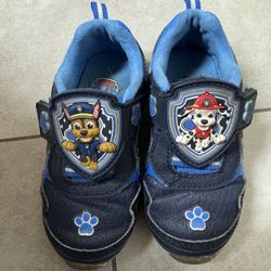 Paw Patrol Boys' Running Shoes size 8 light up 