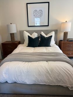 Room and Board Wyatt Bed Queen