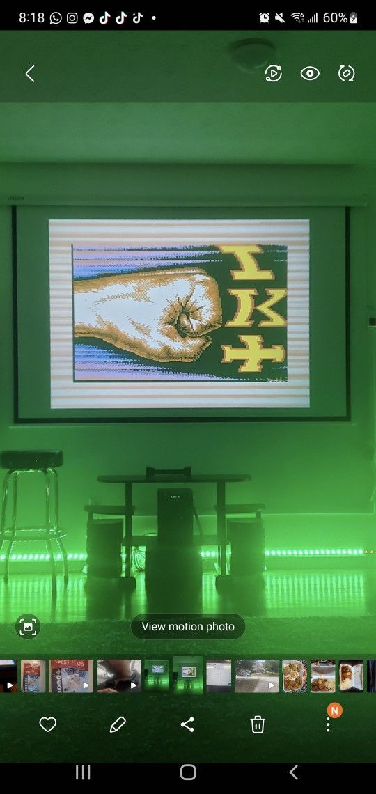 4k Projector An Remote Control Screen 120 FT