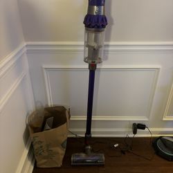 Dyson Cordless Vacuum 