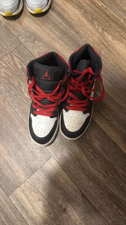 Jordan 1s & Air Max’s