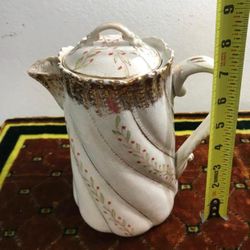 JARRAS ANTIGUAS DE PORCELANA FILETEADA DIFERENTES MODELOS C/U