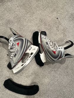 Nike Bauer Vapor XXII ice hockey skates