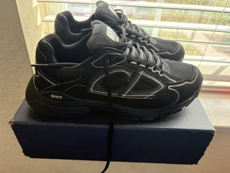 Dior B30s Size 10