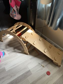 Gym For Little Ones / Montessori Climbing Set
