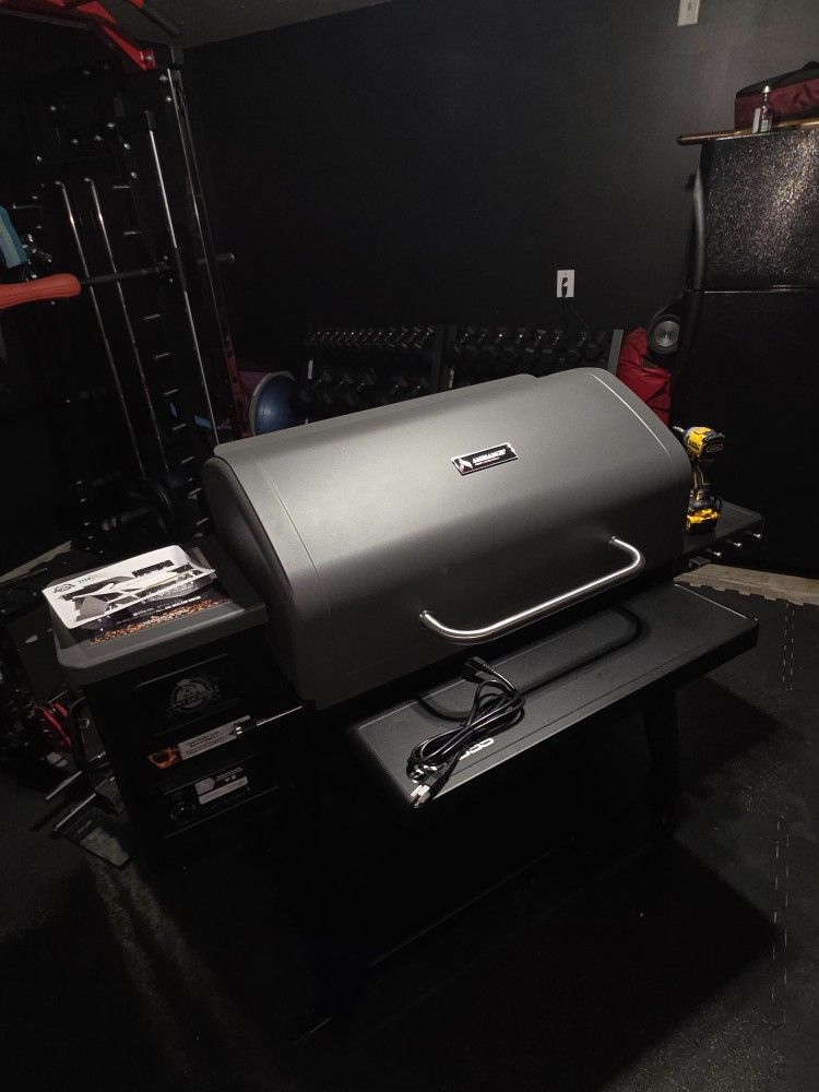 Pit Boss 1600