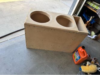 Subwoofer enclosure