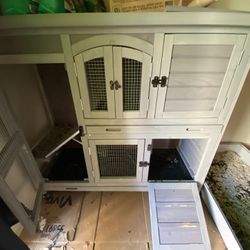 Brand New Animal Play House